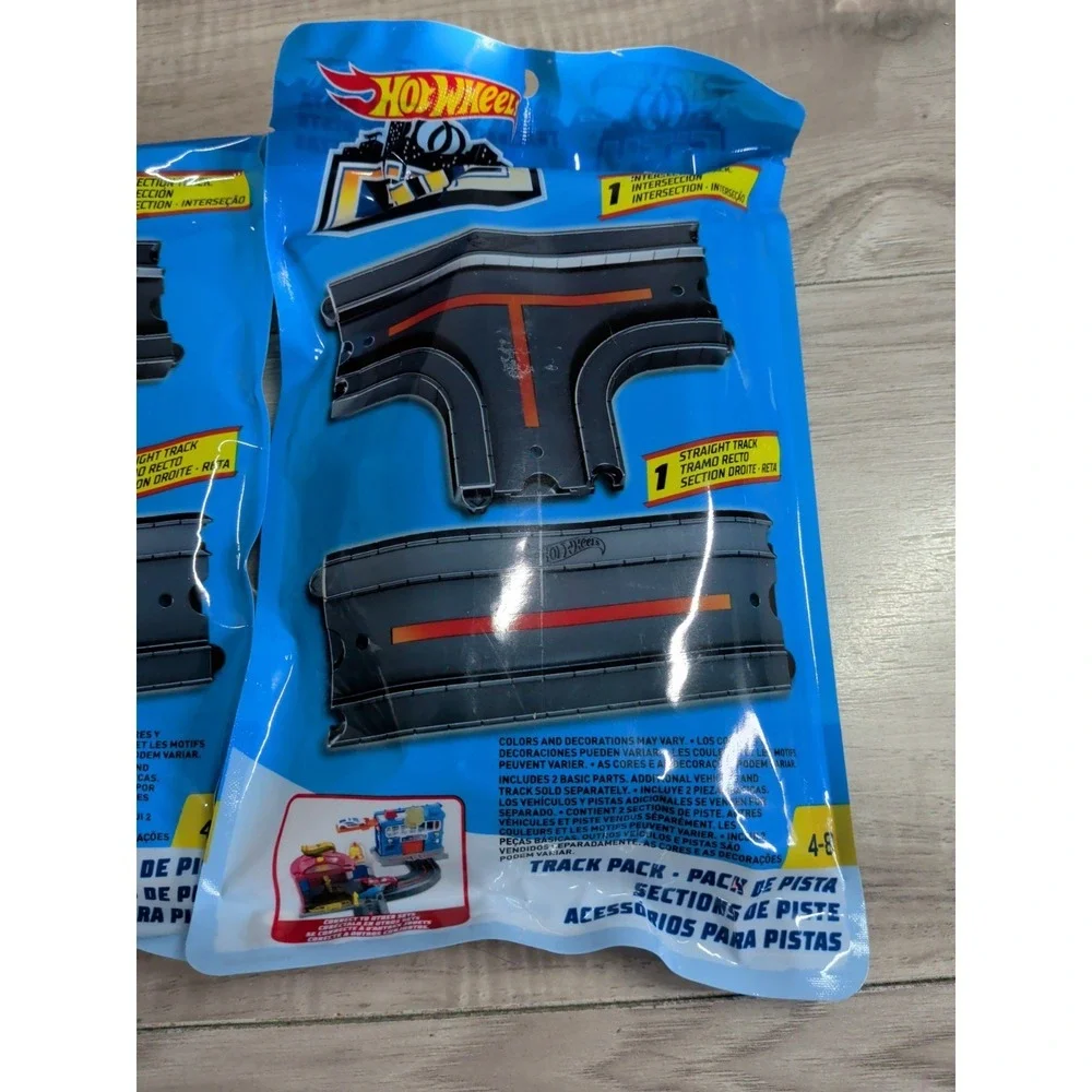 2 NEW Hot Wheels City Track Pack Straight Piece & Intersection Pack hotwheels